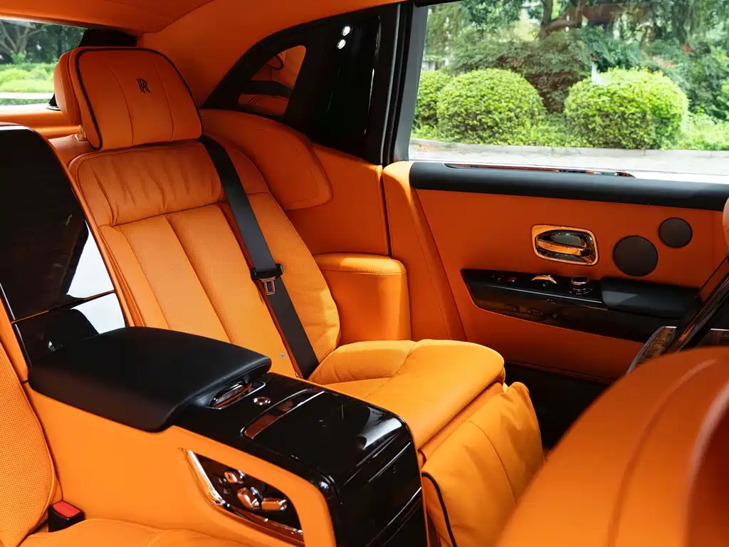 Rolls-Royce Phantom — миниатюра 31