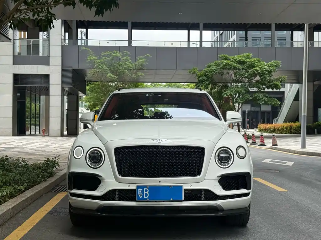 Bentley Bentayga 2016 6.0T Standard