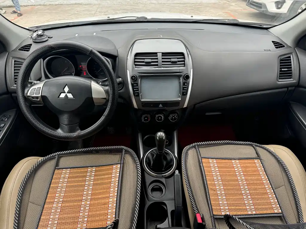 Mitsubishi ASX 1.6L Manual 2WD Standard Edition, фото 7