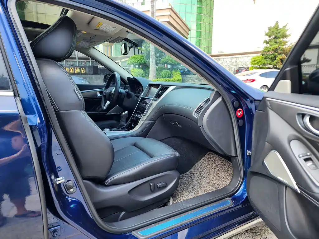 Infiniti Q50L — миниатюра 12