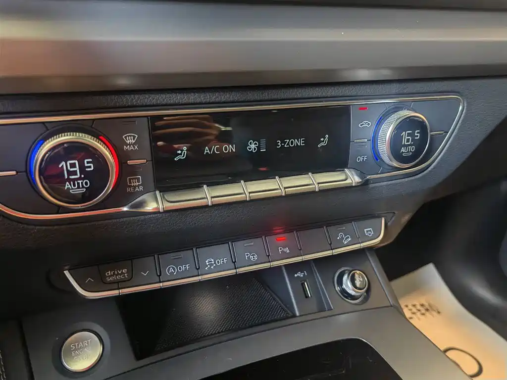 Audi Q5L Sportback — миниатюра 7