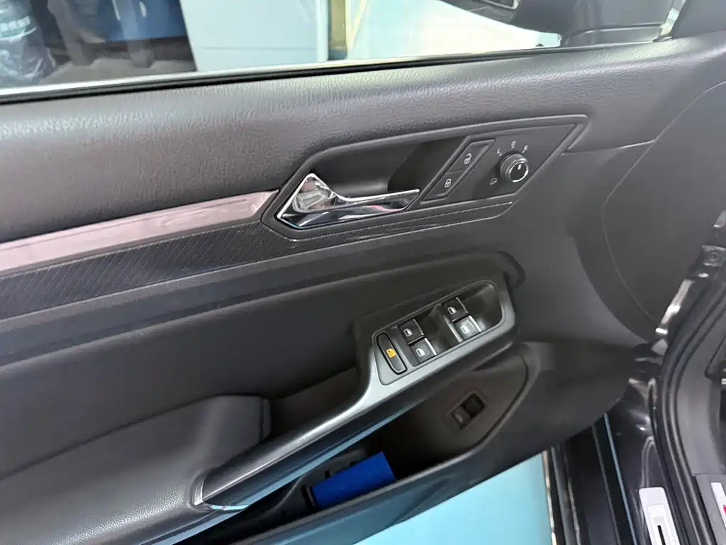 Volkswagen Lamando — миниатюра 9