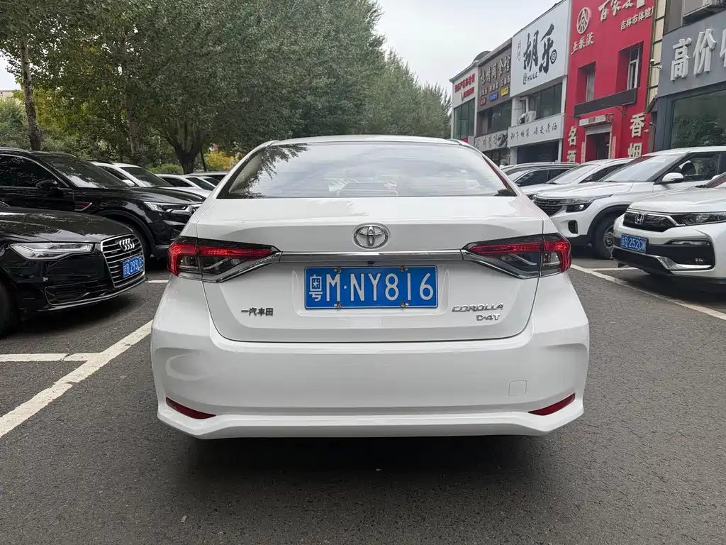 Toyota Corolla — миниатюра 4