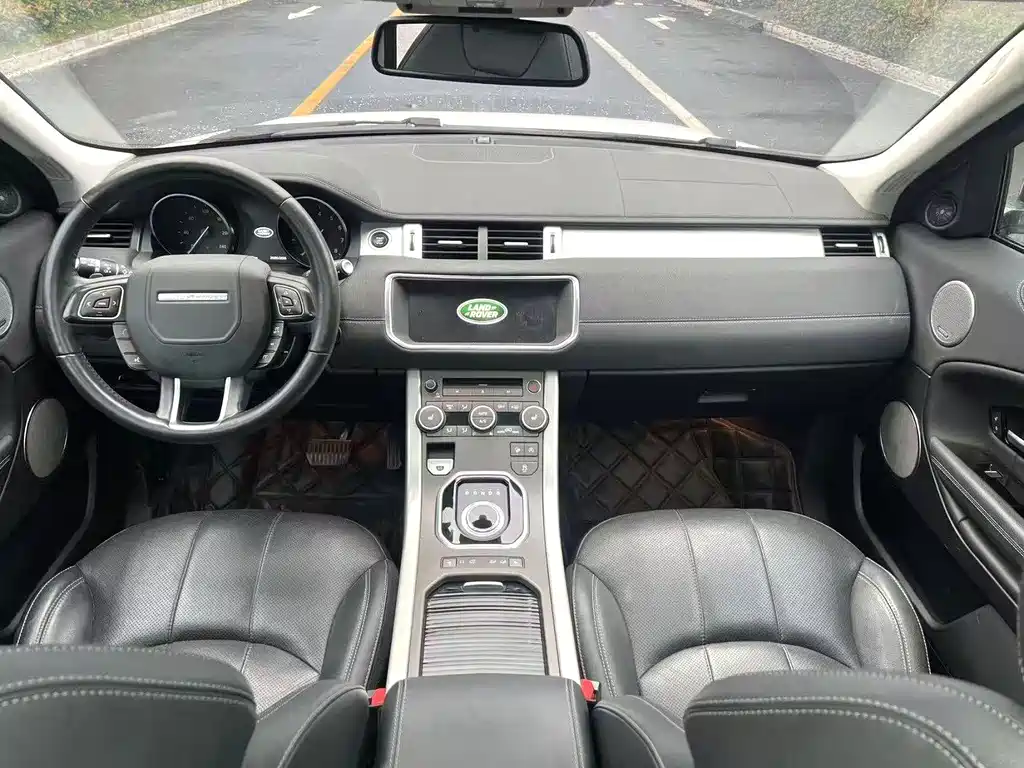Land Rover Evoque — миниатюра 7