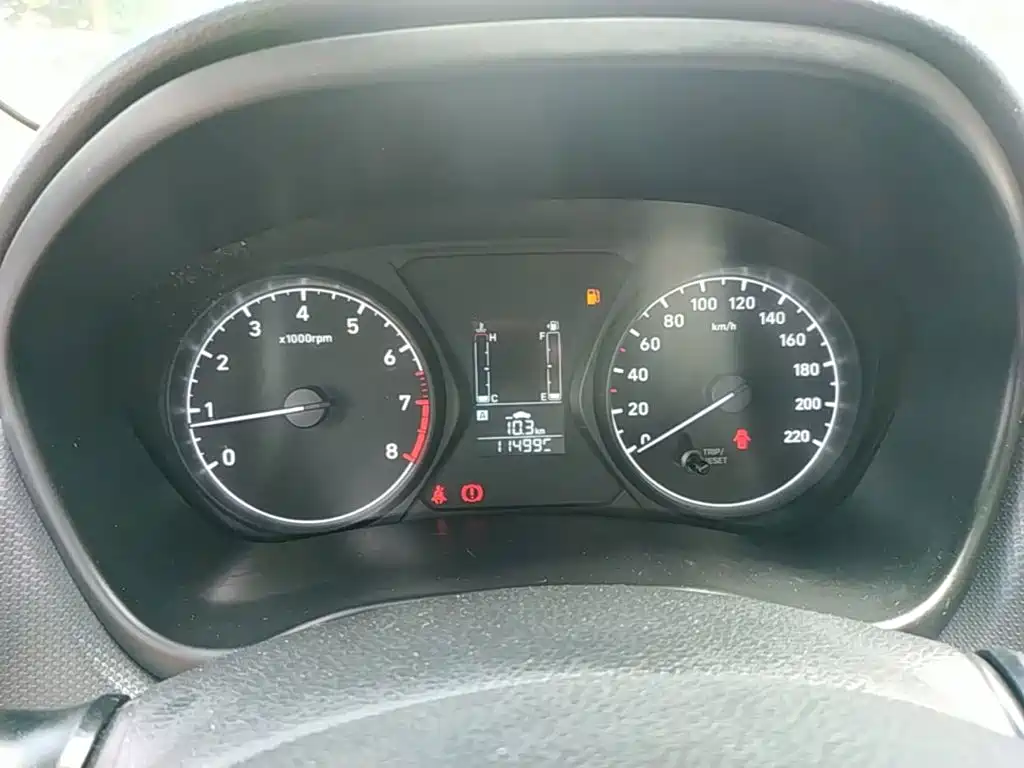 Hyundai Verna - фото 12