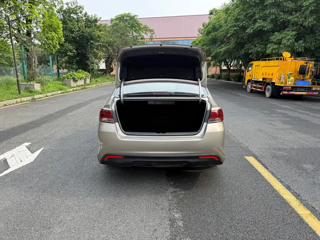 Kia K4 — миниатюра 15