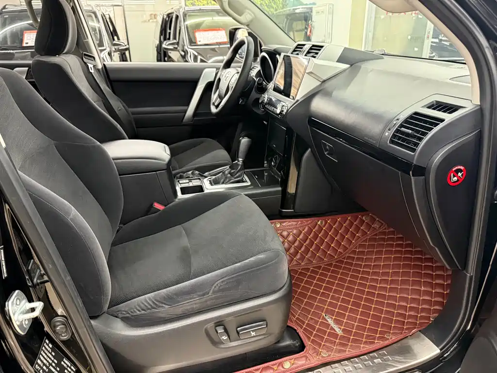 Toyota Prado (Import) — миниатюра 8