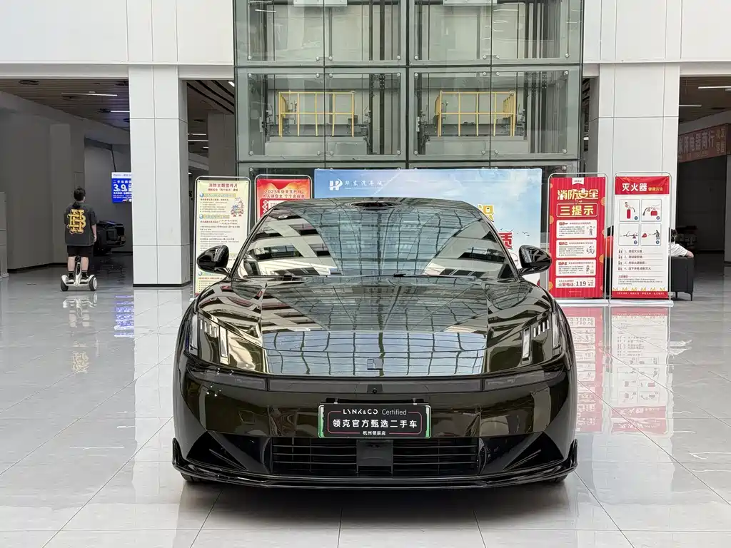 Lynk & Co 10 2025 240 Ultra Sport H7