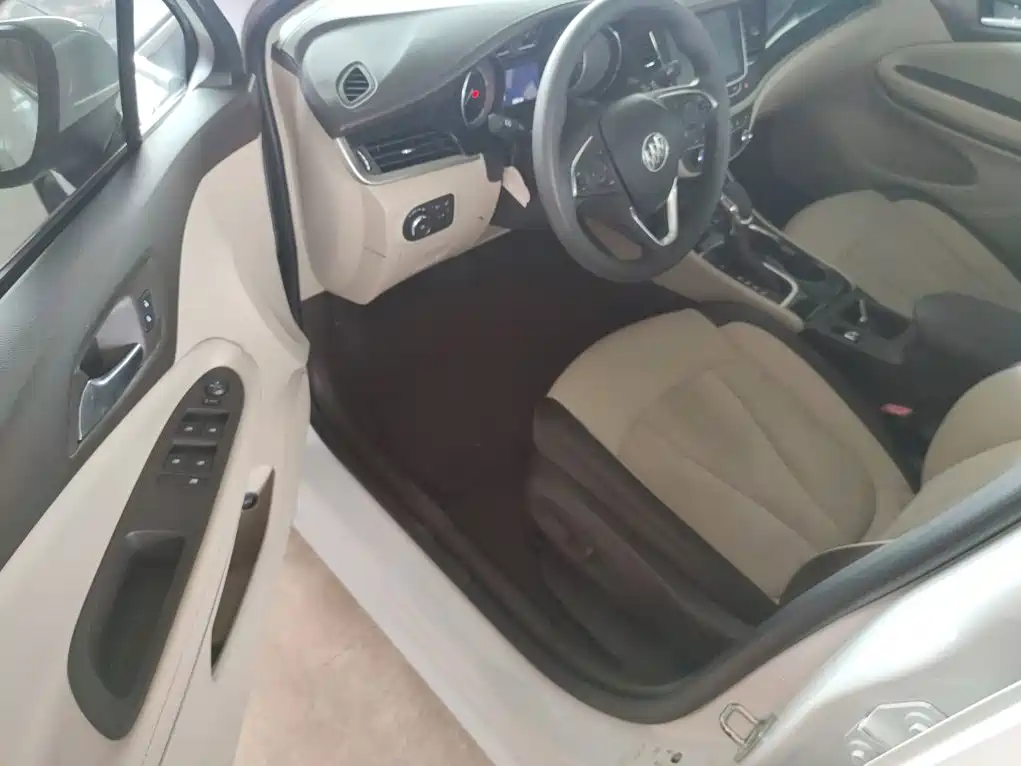 Buick Verano — миниатюра 16