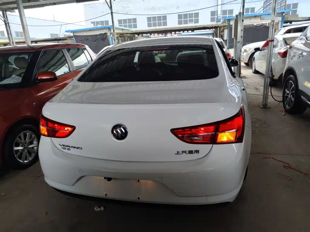 Buick Verano — миниатюра 6