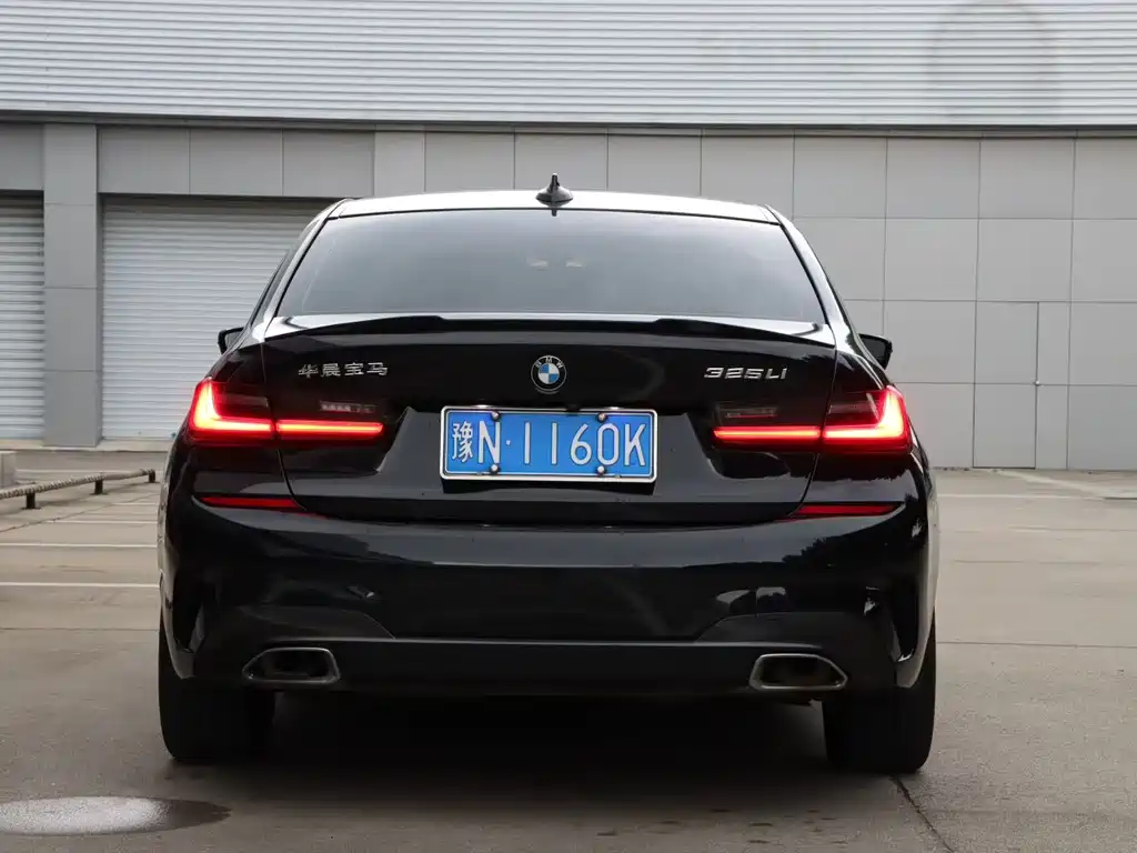 BMW 3 Series — миниатюра 3