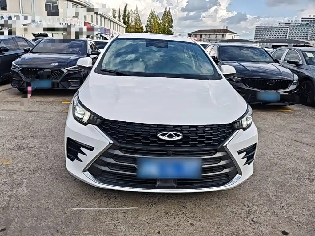 Chery Arrizo 5 PLUS — миниатюра 3