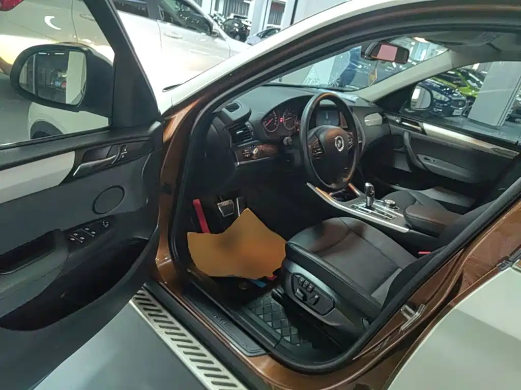 BMW X3 (Import) — миниатюра 16