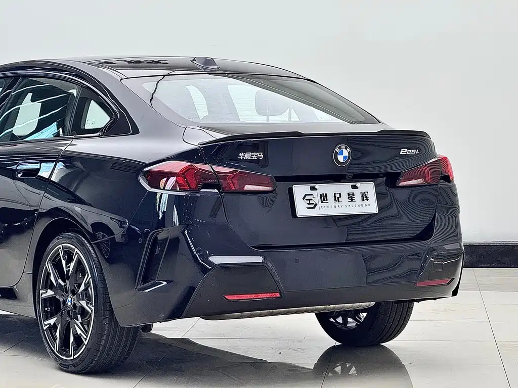 BMW 2 Series 2 2025 225L M Sport