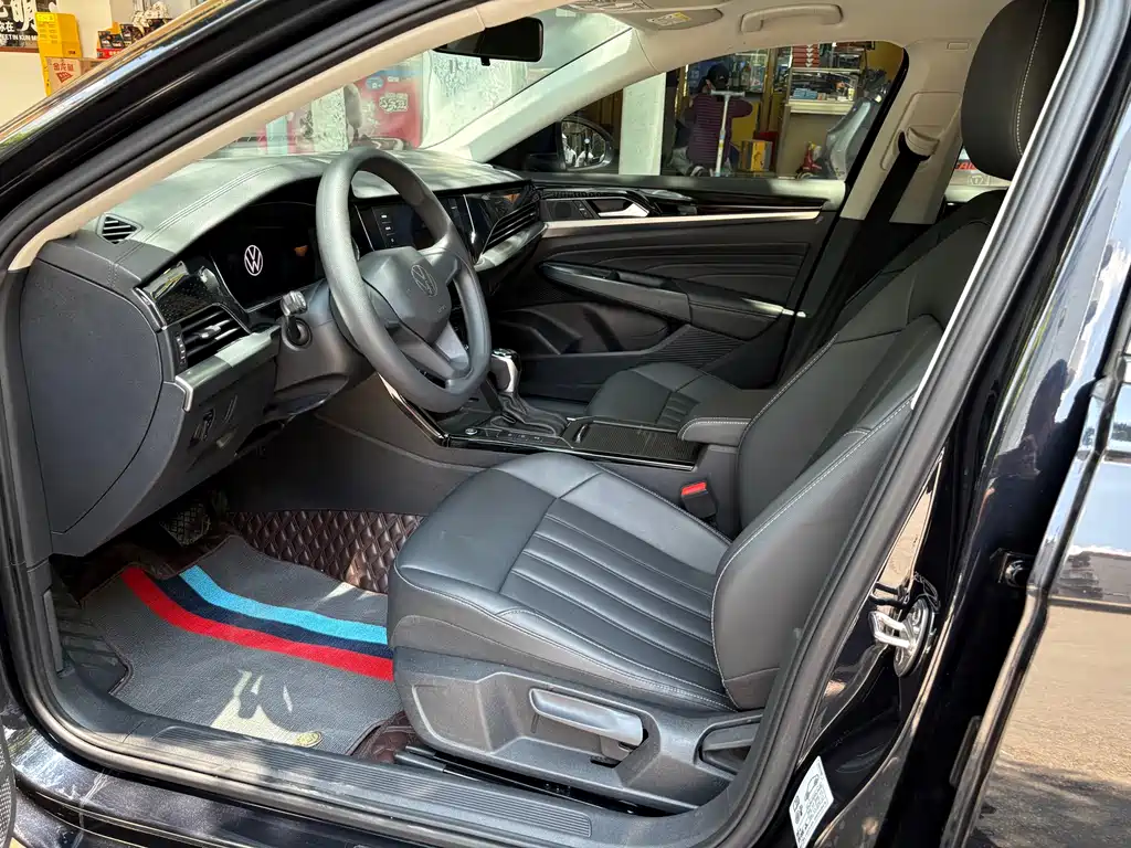 Volkswagen Passat - фото 5