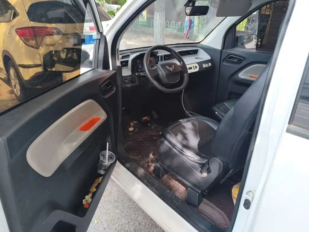 Wuling MINIEV — миниатюра 17