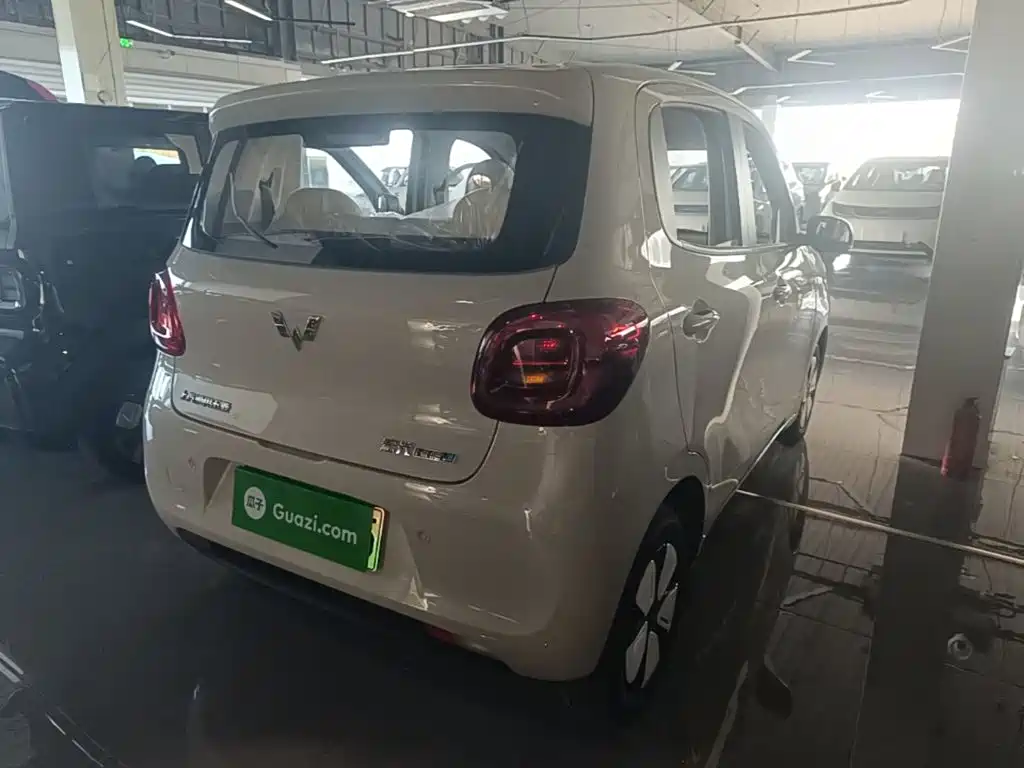 Wuling MINIEV — миниатюра 7
