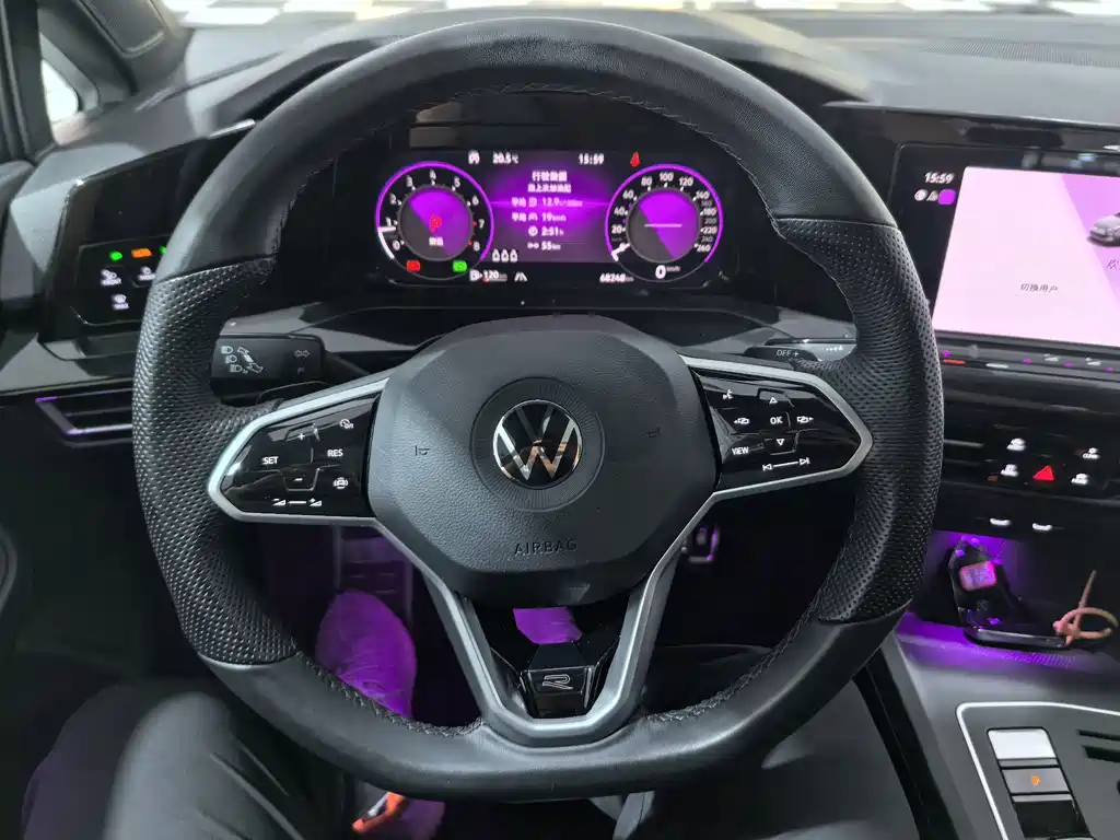 Volkswagen Golf — миниатюра 10