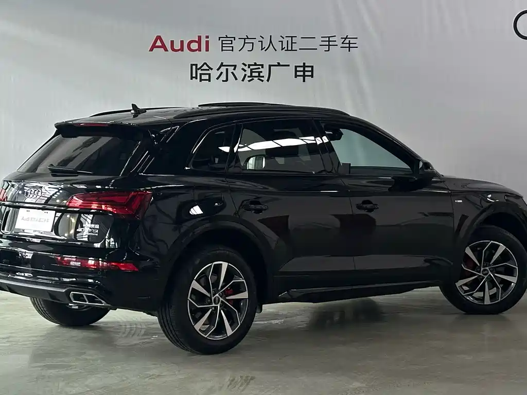 Audi Q5L — миниатюра 2