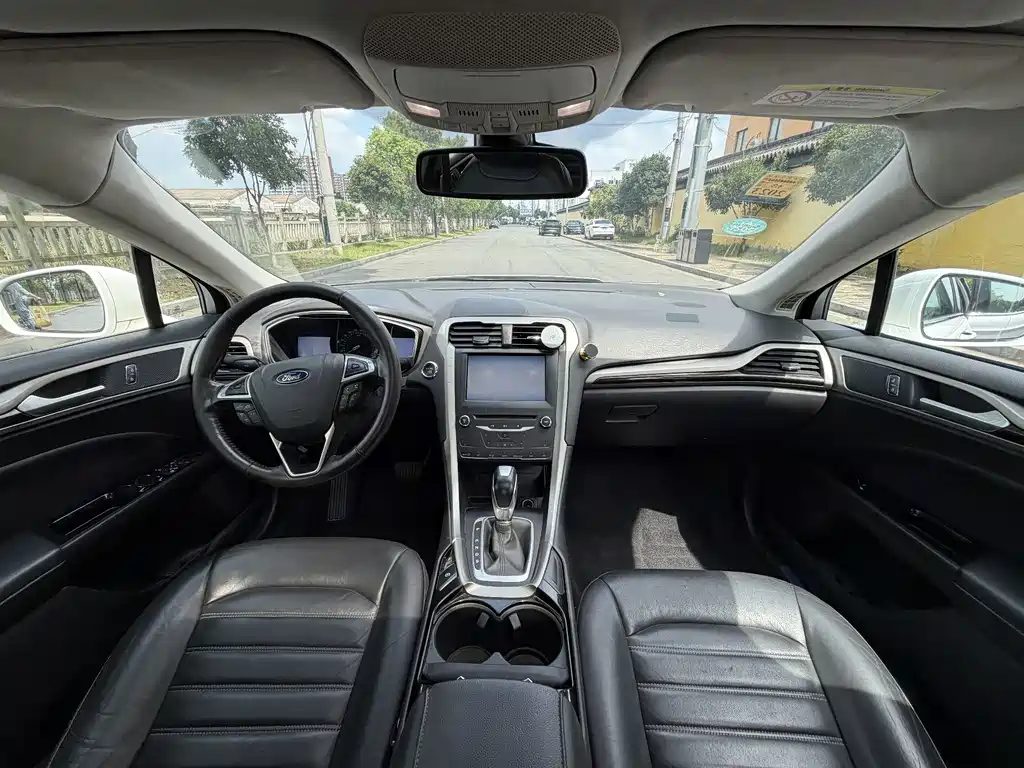 Ford Mondeo — миниатюра 5