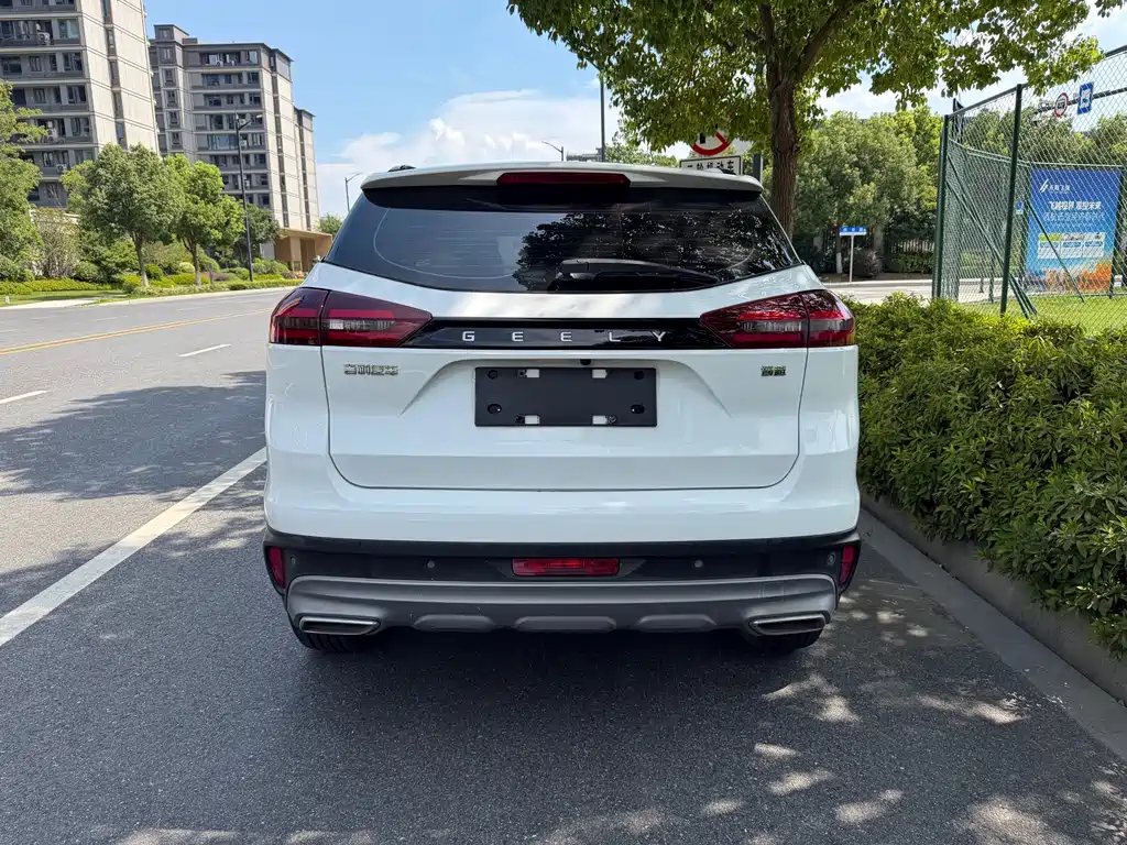 Geely Boyue — миниатюра 13