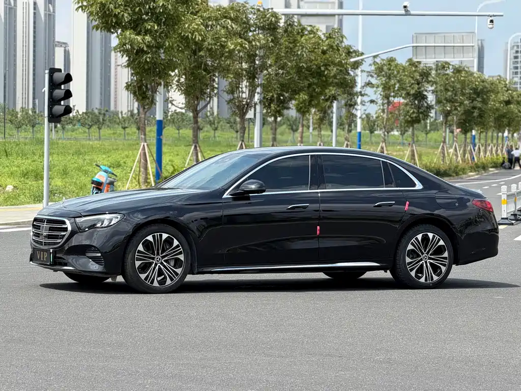 Mercedes-Benz E-Class New Energy — миниатюра 10