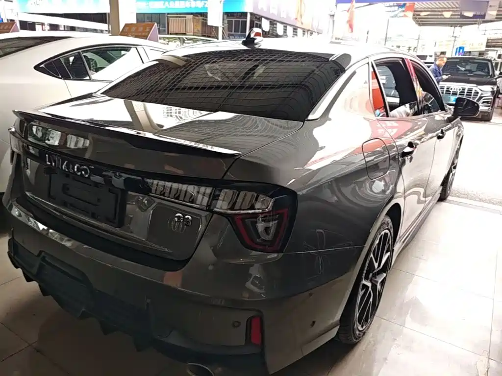 Lynk & Co 03 — миниатюра 7