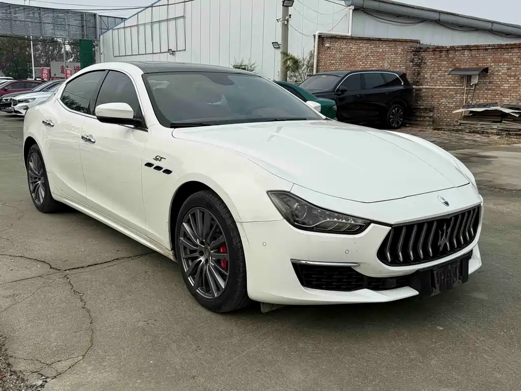 Maserati Ghibli — миниатюра 3