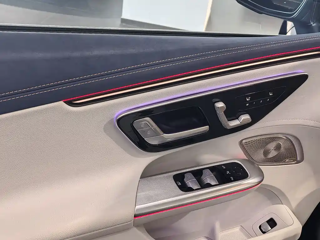 Mercedes-Benz EQE — миниатюра 5