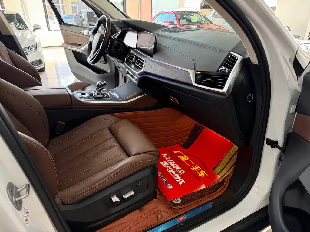BMW X5 (Import) — миниатюра 9