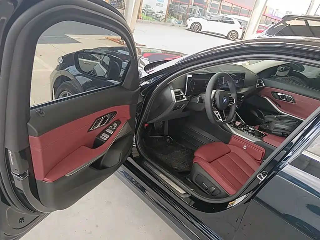 BMW i3 — миниатюра 16