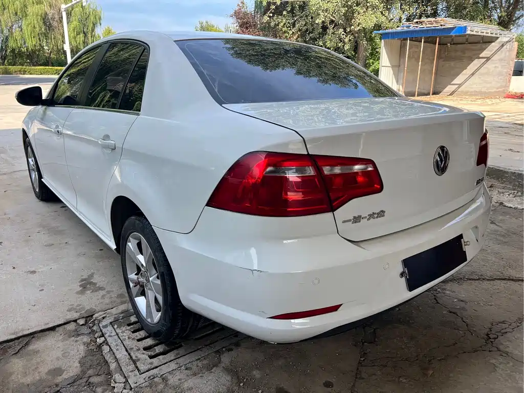 Volkswagen Bora — миниатюра 7
