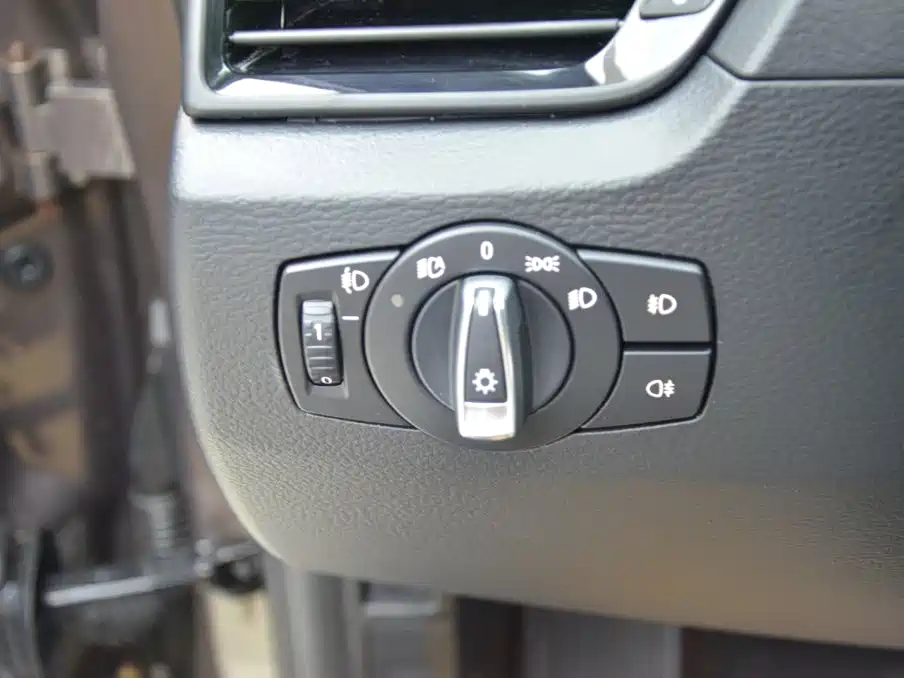BMW X1 — миниатюра 12