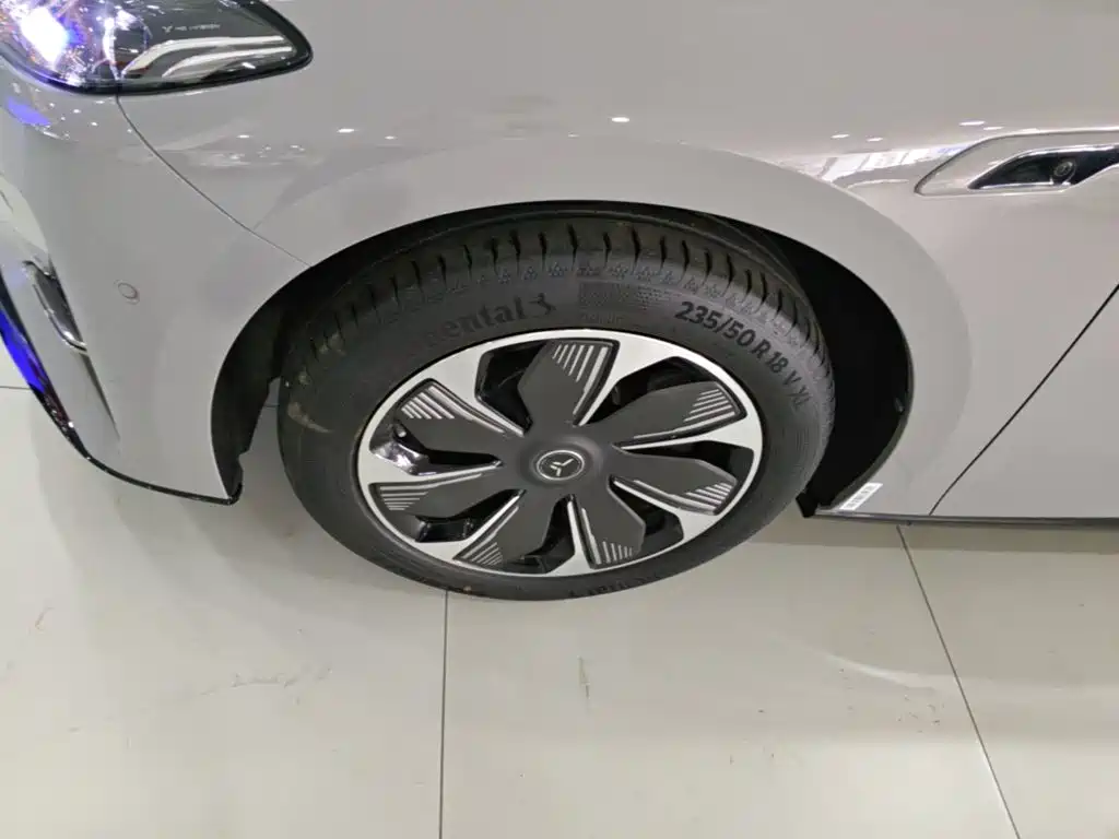 Hongqi Hongqi Tiangong 05 — миниатюра 23