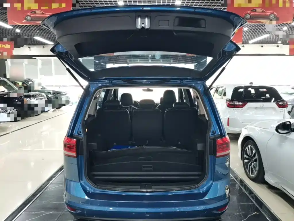 Volkswagen Touran — миниатюра 19