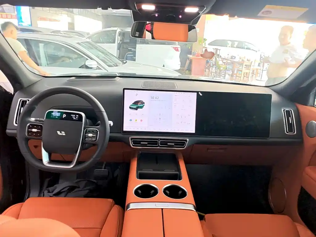 Li Auto Li L8 — миниатюра 10