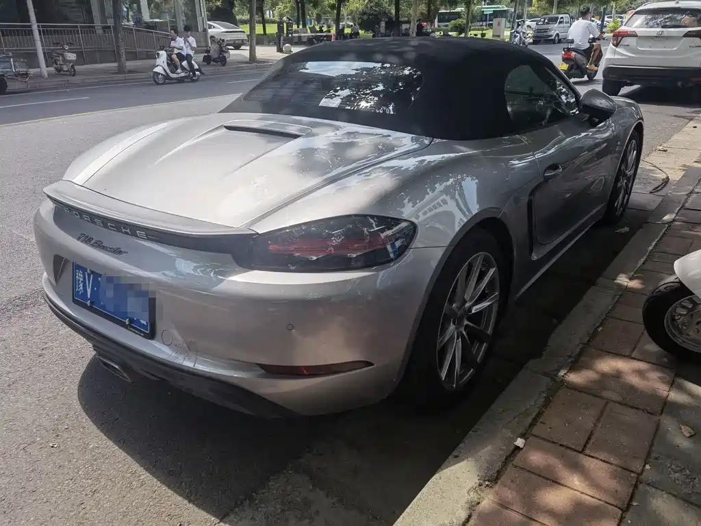 Porsche 718 — миниатюра 8