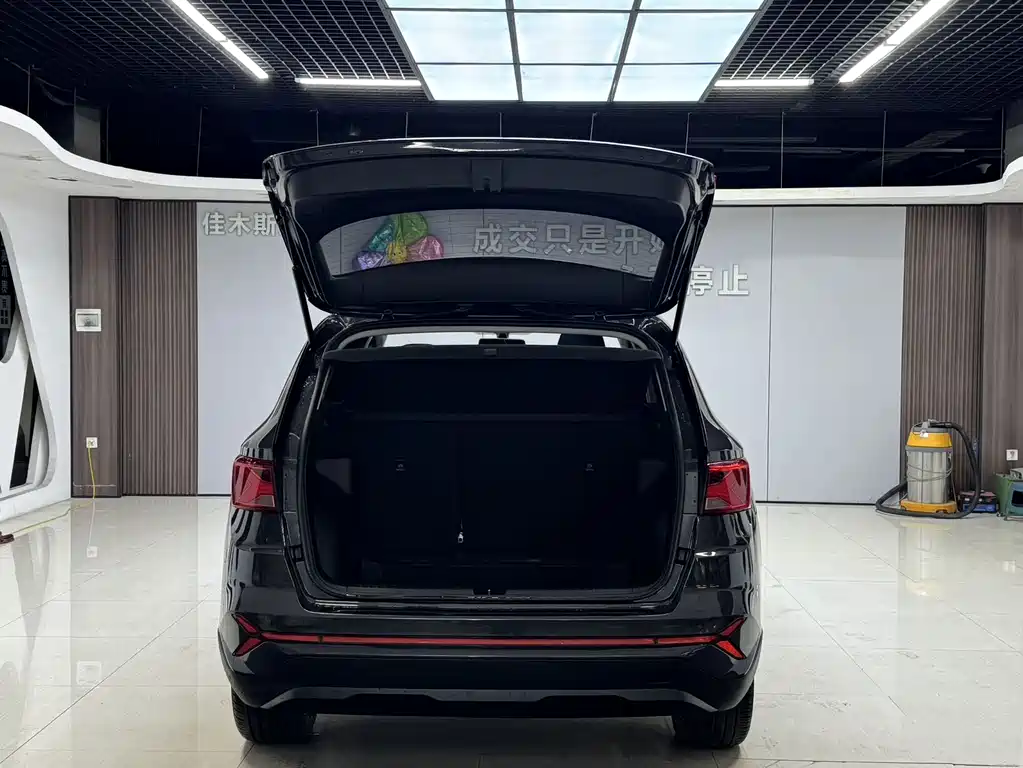 Jetta VS7 — миниатюра 9