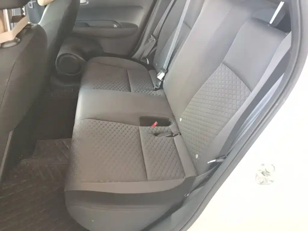 Honda Fit — миниатюра 17