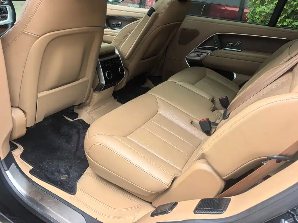 Land Rover Range Rover — миниатюра 5