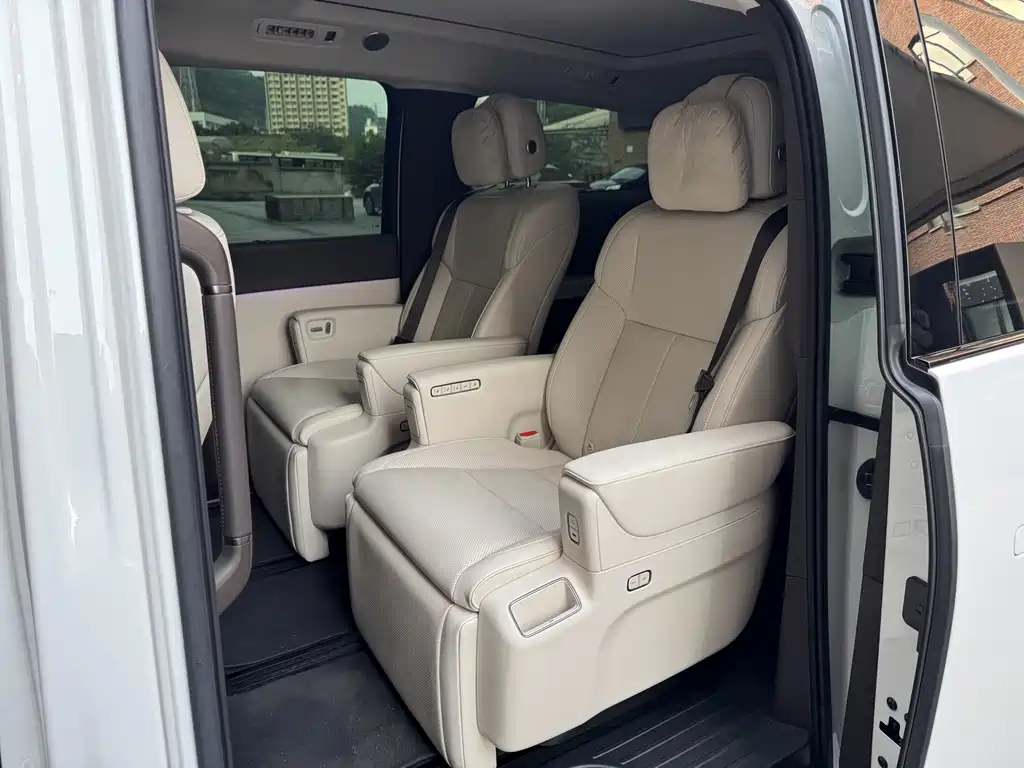 Li Auto Li MEGA — миниатюра 9