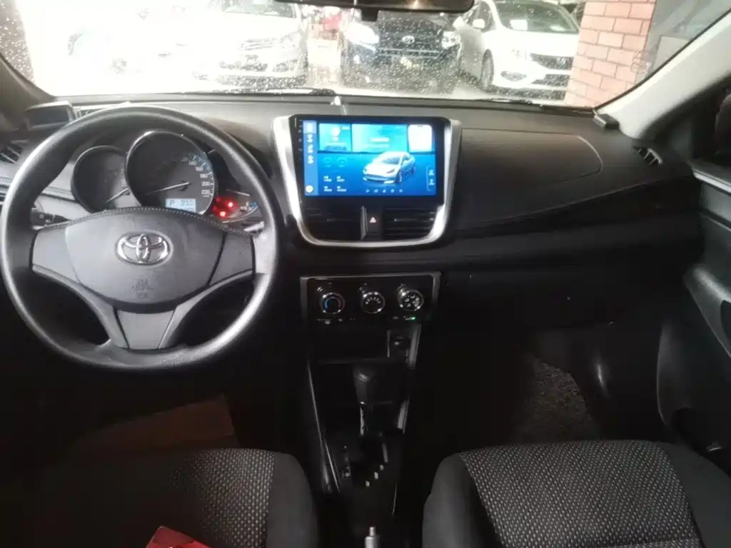 Toyota Vios FS — миниатюра 10