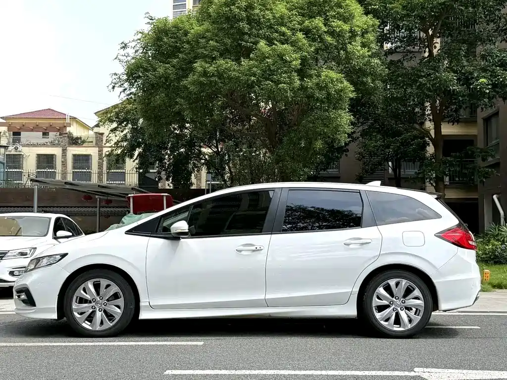 Honda Jade — миниатюра 5