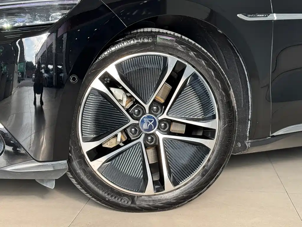 BYD Han — миниатюра 6