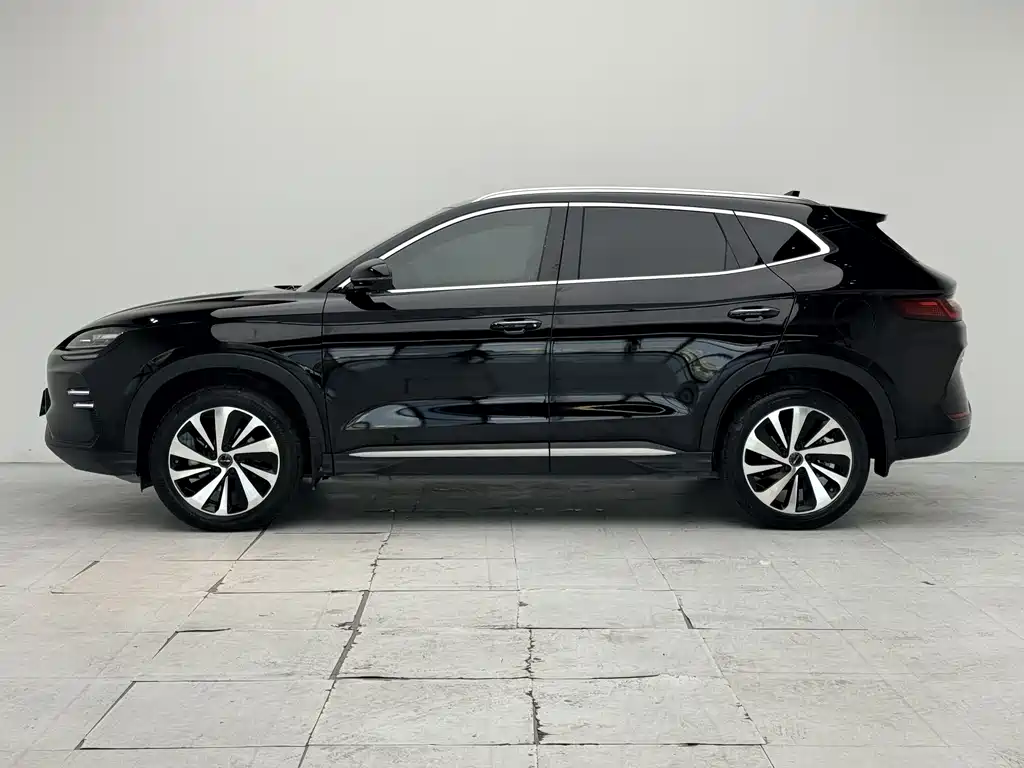 BYD PLUS New Energy — миниатюра 9