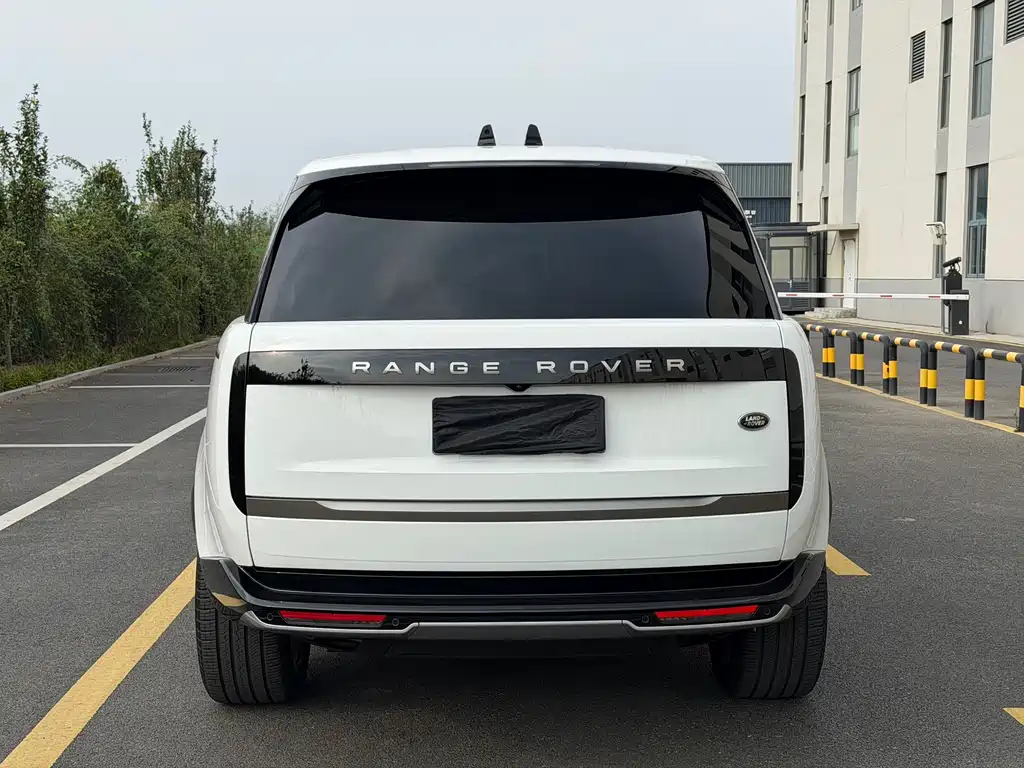 Land Rover Range Rover — миниатюра 6
