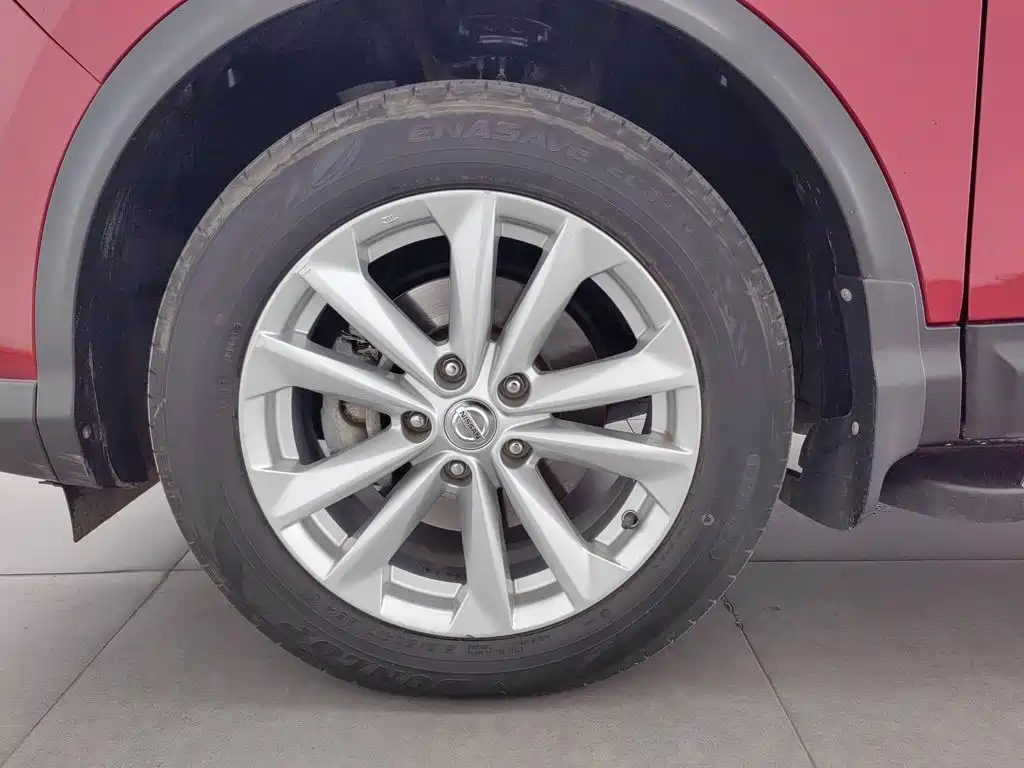 Nissan Qashqai — миниатюра 17
