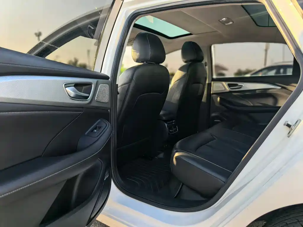 Roewe Feifan ER6 — миниатюра 9