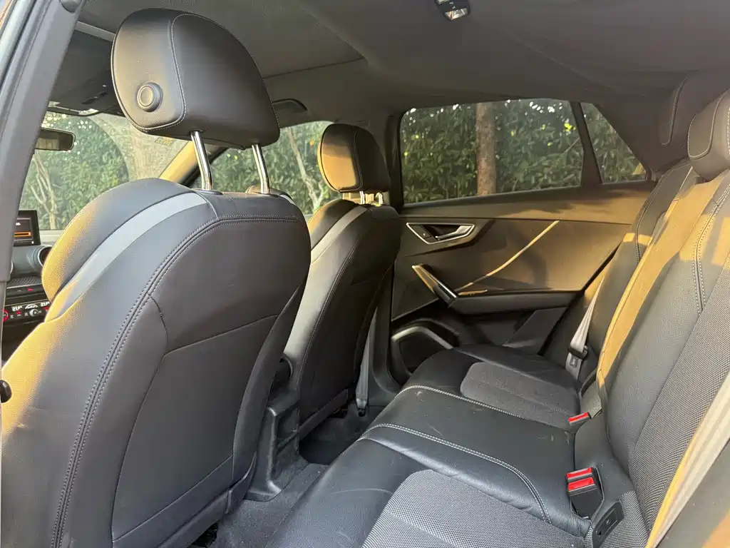 Audi Q2L — миниатюра 4