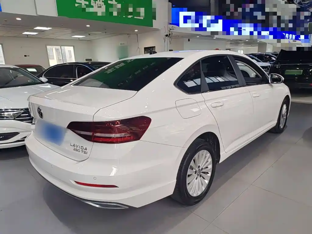Volkswagen Lavida — миниатюра 7
